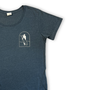 Surf Sister Ladies T-Shirt - Longboarder