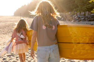 Surf Sister Youth T-Shirt - Shortboarder